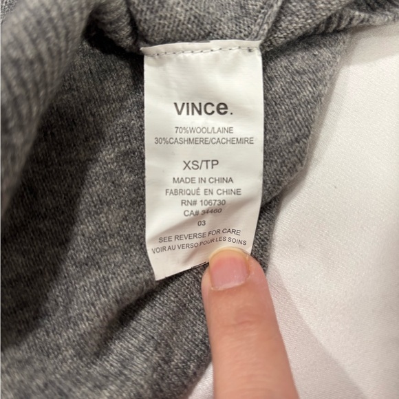 Vince Wool Cashmere Ombré Sweater | Black Gray | XS | Minor Flaw - Picture 12 of 12